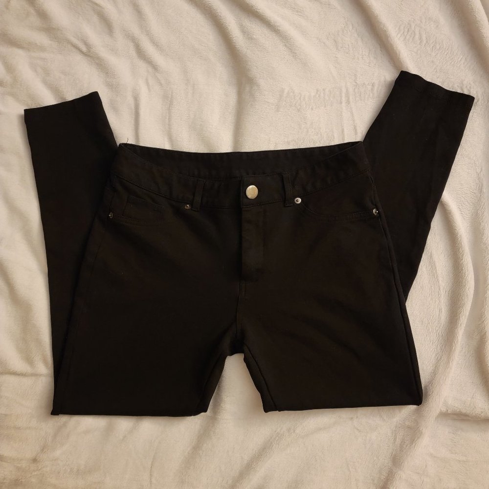 Black Jegging skinny slacks size Large